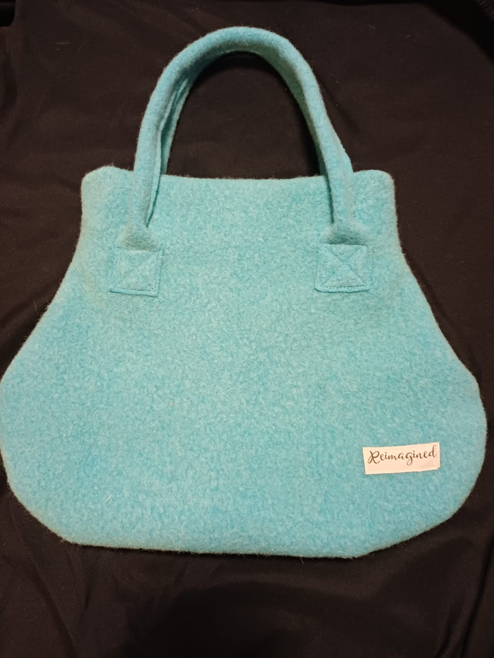 Decorator collection Aqua handbag with soft floral lining