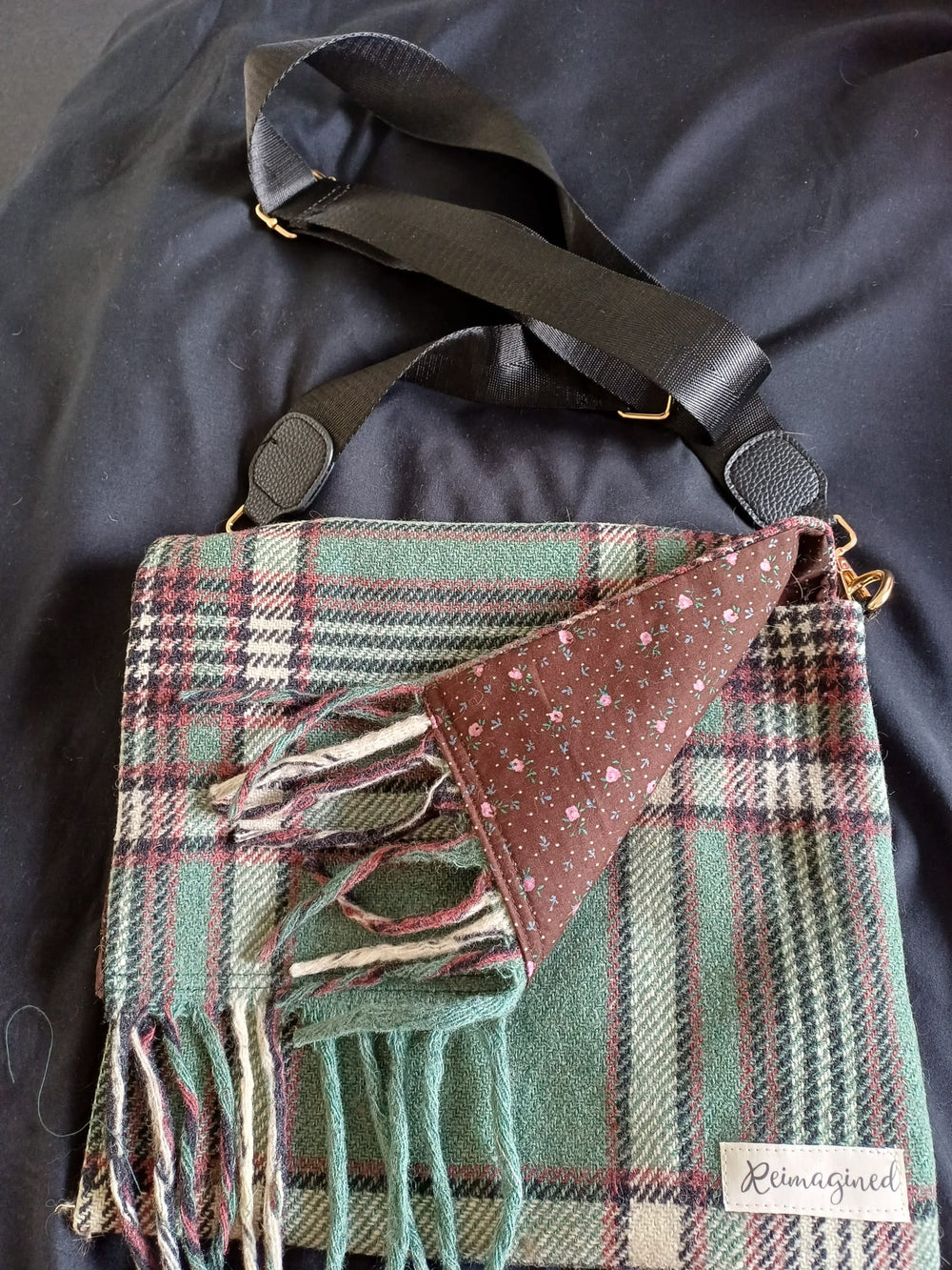 Sherwood green shoulder bag  Tiny floral lining